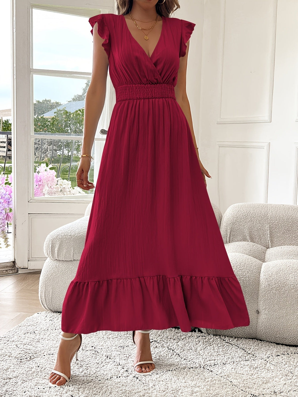 Alina | V-Ausschnitt Maxikleid Rüschen Saum Damen