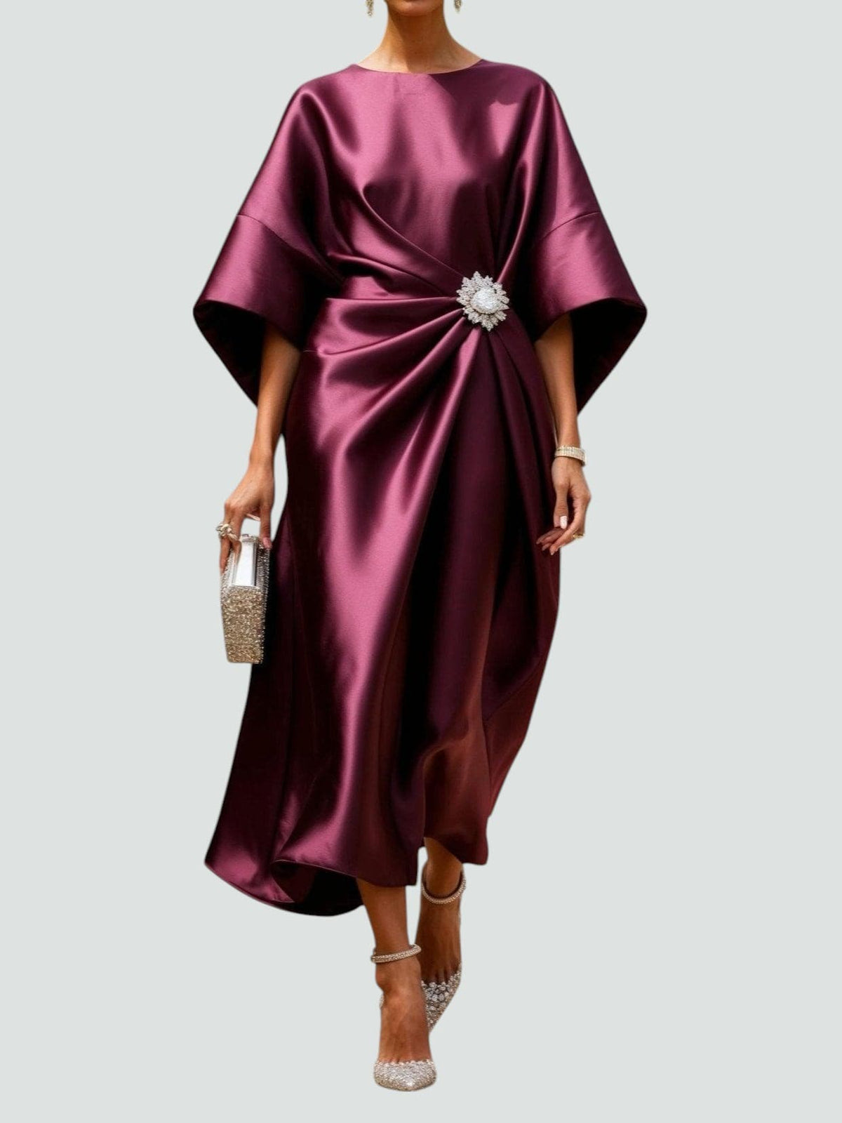 Marijona - Modernes Maxi Kleid Mit Satinkragen Und Flügelärmeln