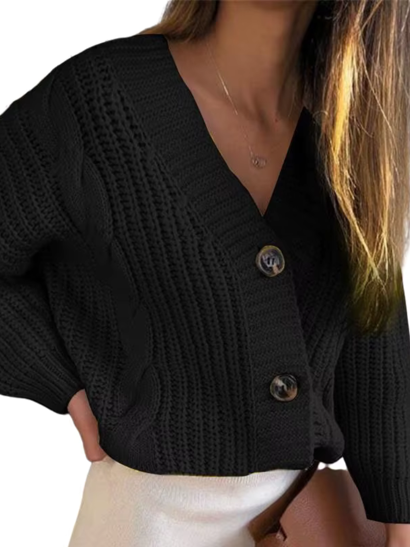 THELMA – DER GROBE STRICKCARDIGAN MIT ZOPFMUSTER & CHARAKTER
