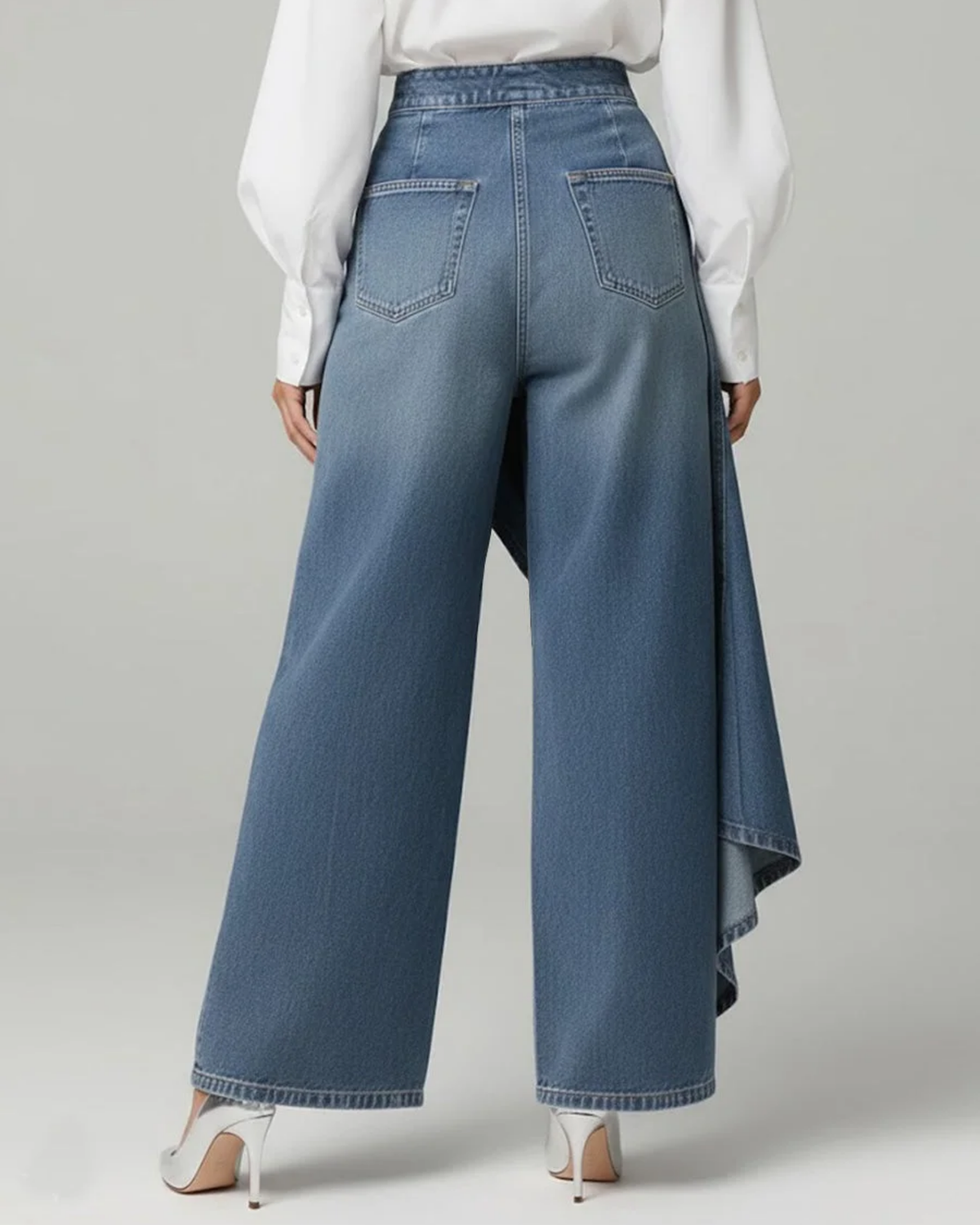 Elpida – Jeans Mit Wickeloverlay, Knopfleiste Vorne Und Weitem Bein