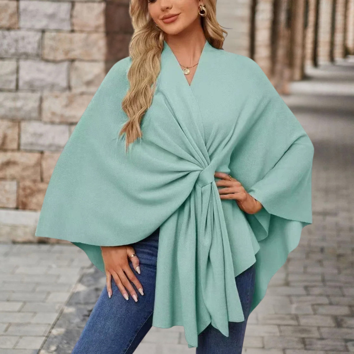 Veronika | Damen Oberteil im Cape-Stil mit Frontknoten