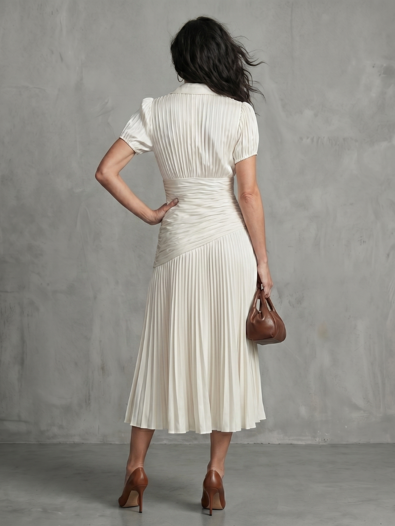 Theodora | Plissierter Taillenstreifen Midi-Kleid