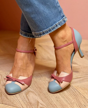 Staubiges Blau
