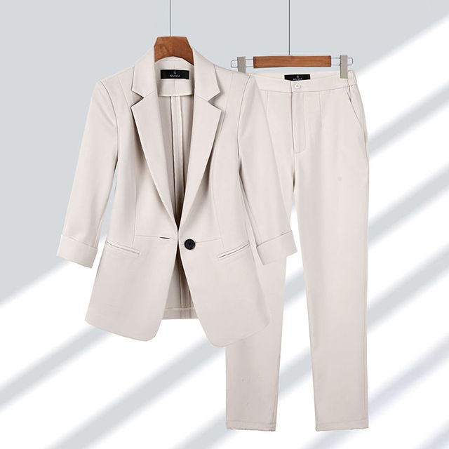 Esmahan – Elegantes Kostüm Set