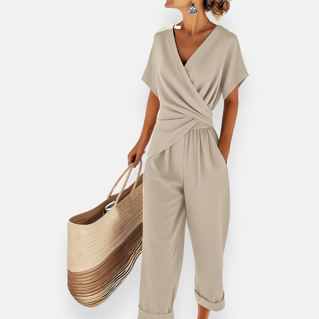 Lyra | Outfit mit drapierter Schleife