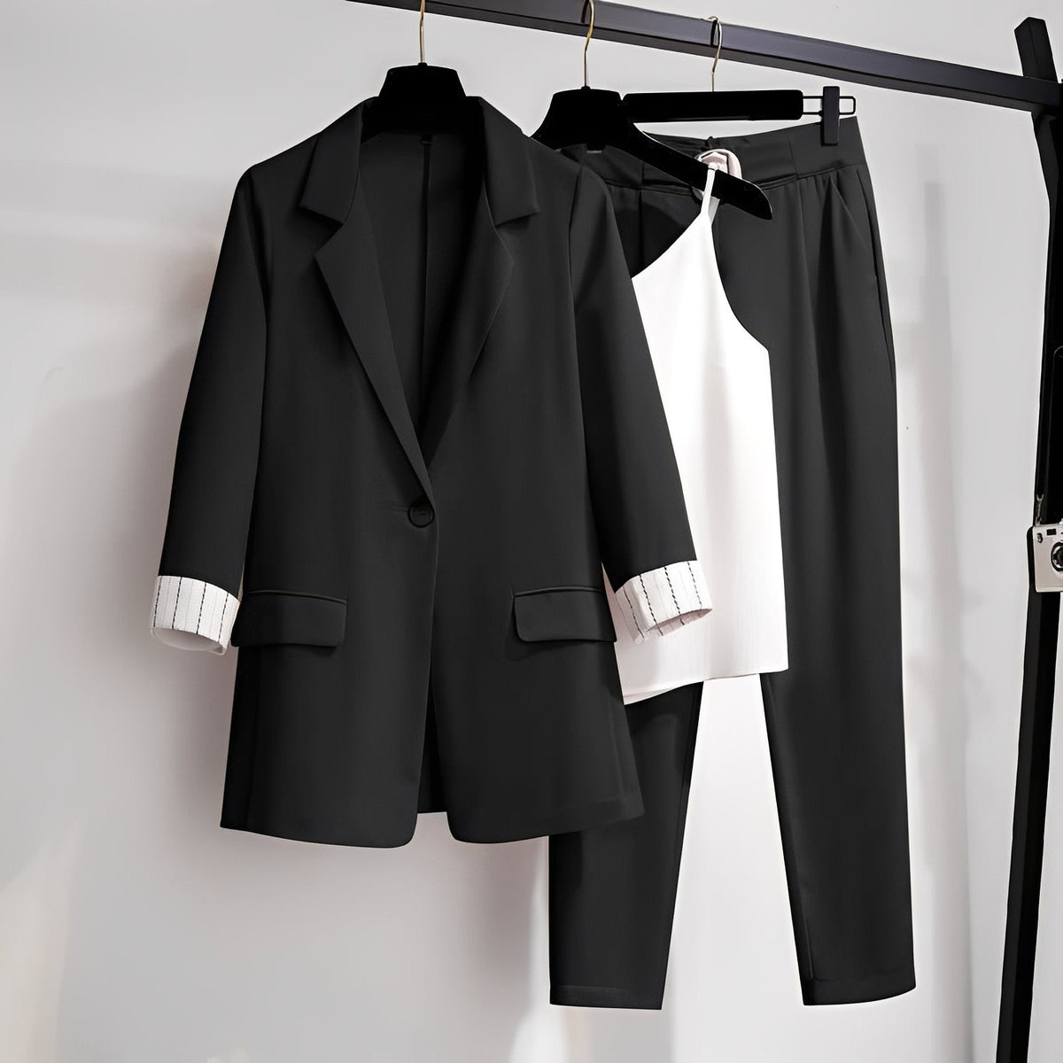 Paula - stilvolles dreiteiliges Blazer-Set für Damen