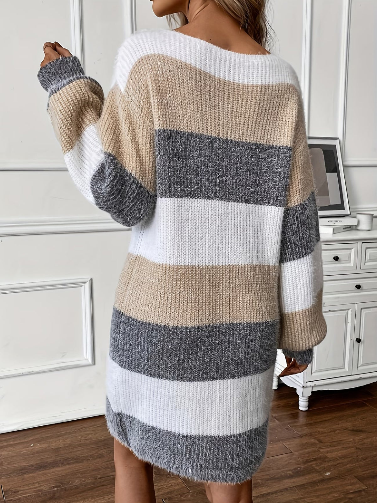 Dastina – Langärmliges Strickkleid