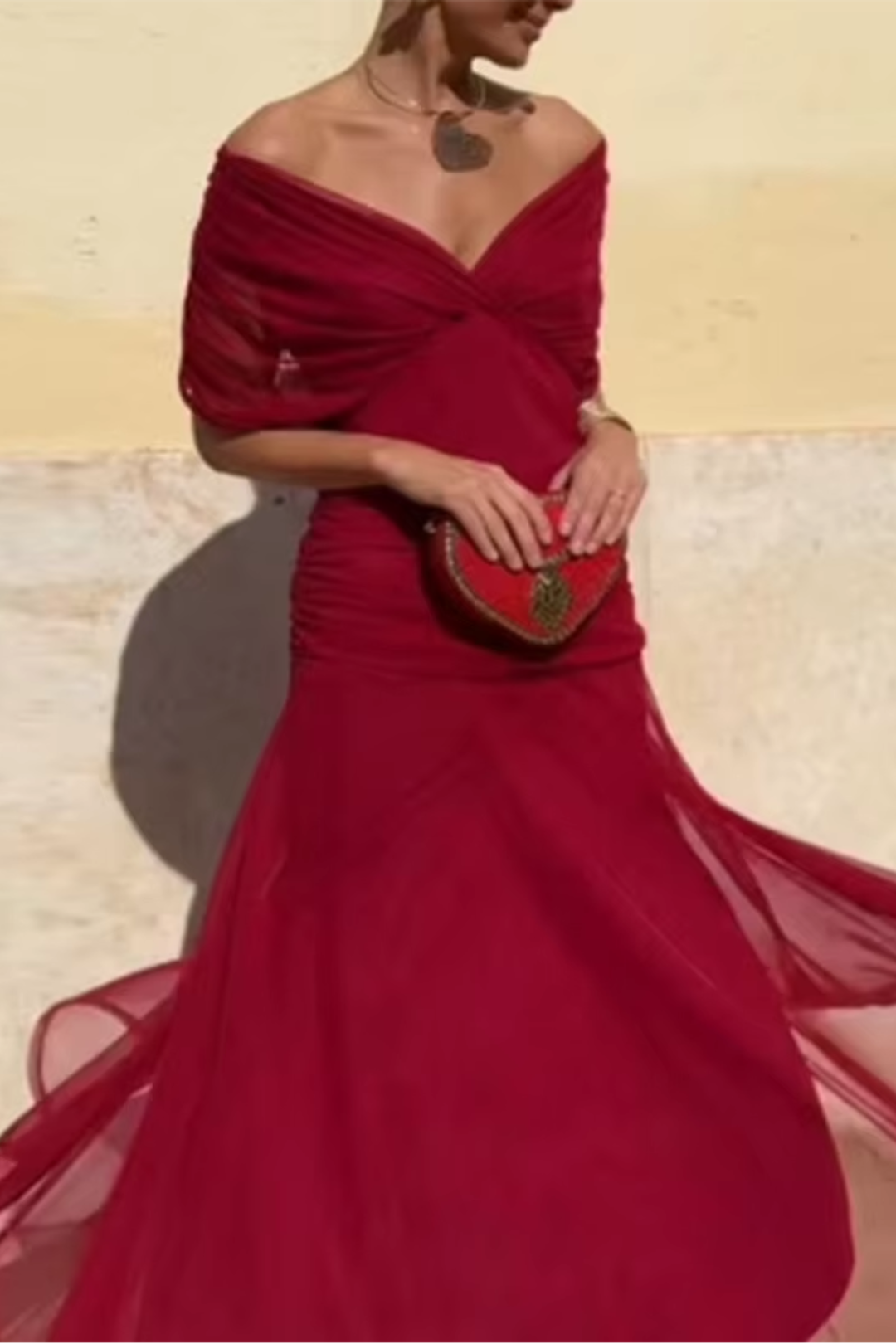 Nefeli – Elegantes Maxikleid Mit V-Ausschnitt Für Festliche Anlässe