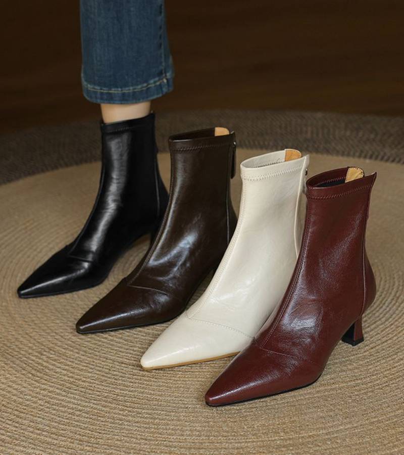 Sanduni - Leder Stiefelette Mit Mittlerem Absatz