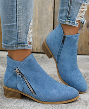 Blau