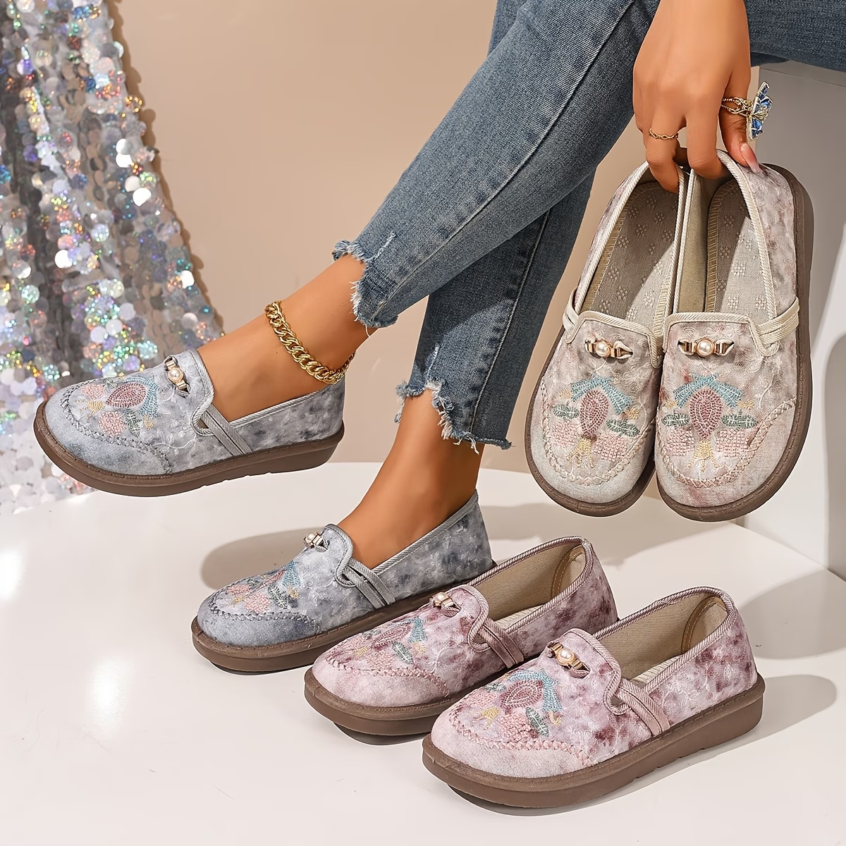 Juniper - Bestickte Slipper