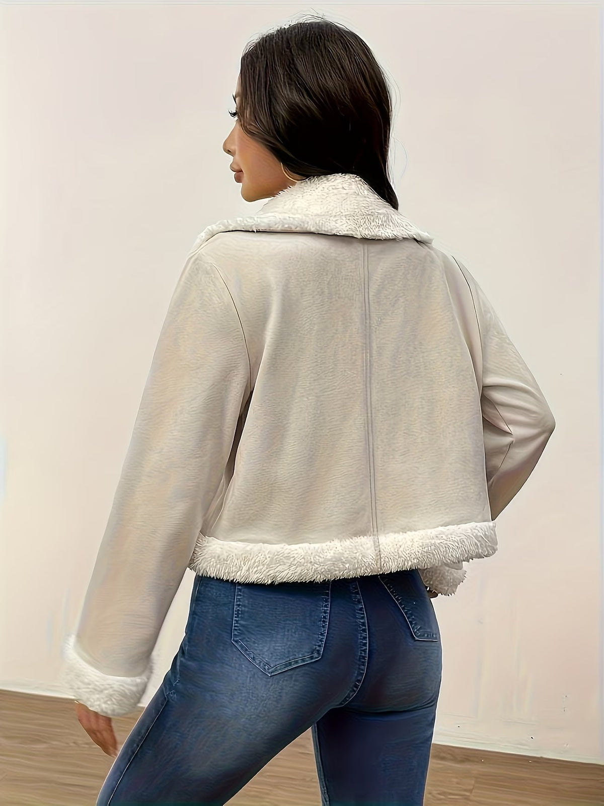 Eryka – Langärmelige Kunstlederjacke