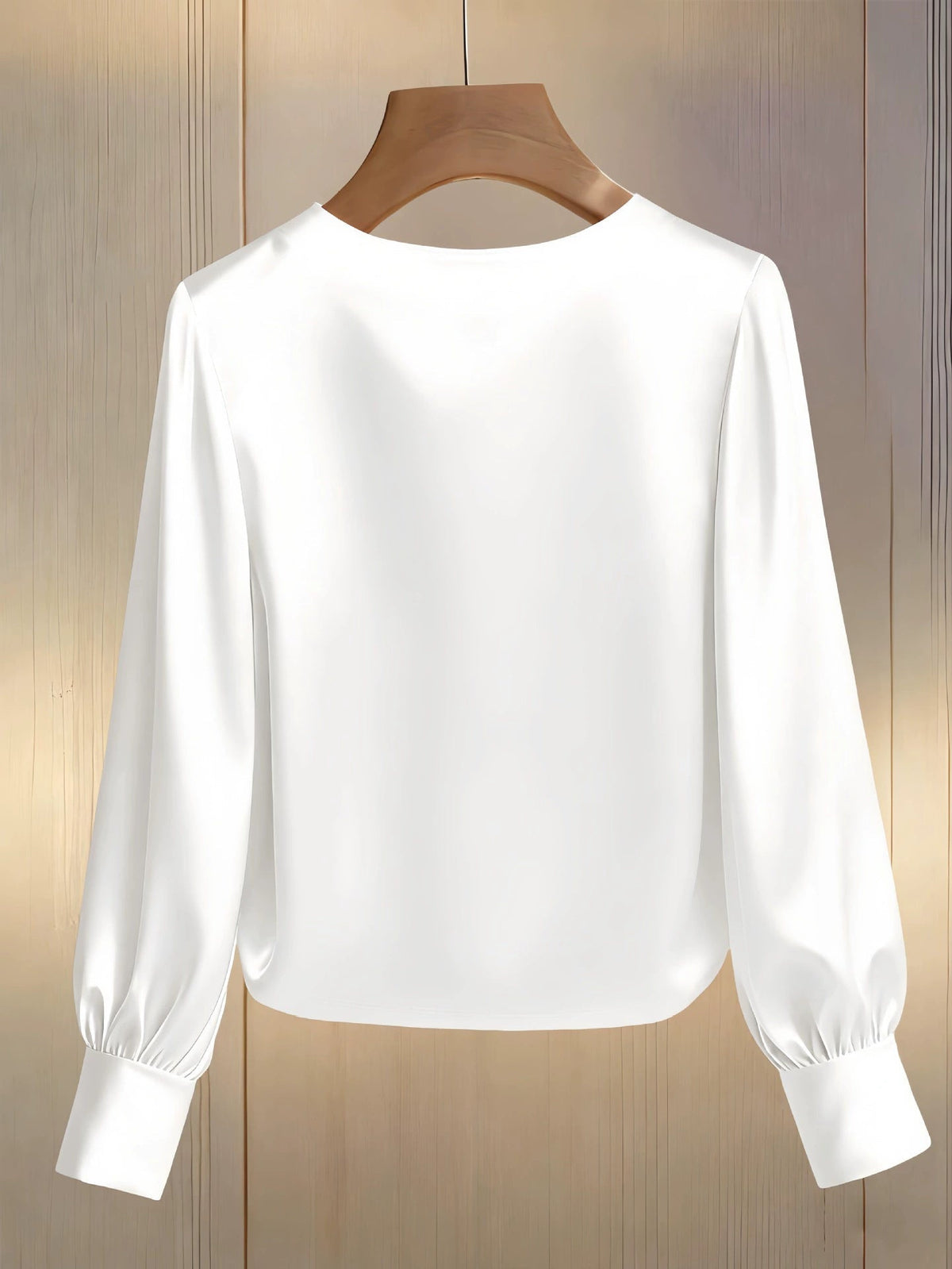 Avara - Elegante perlenbesetzte Bluse