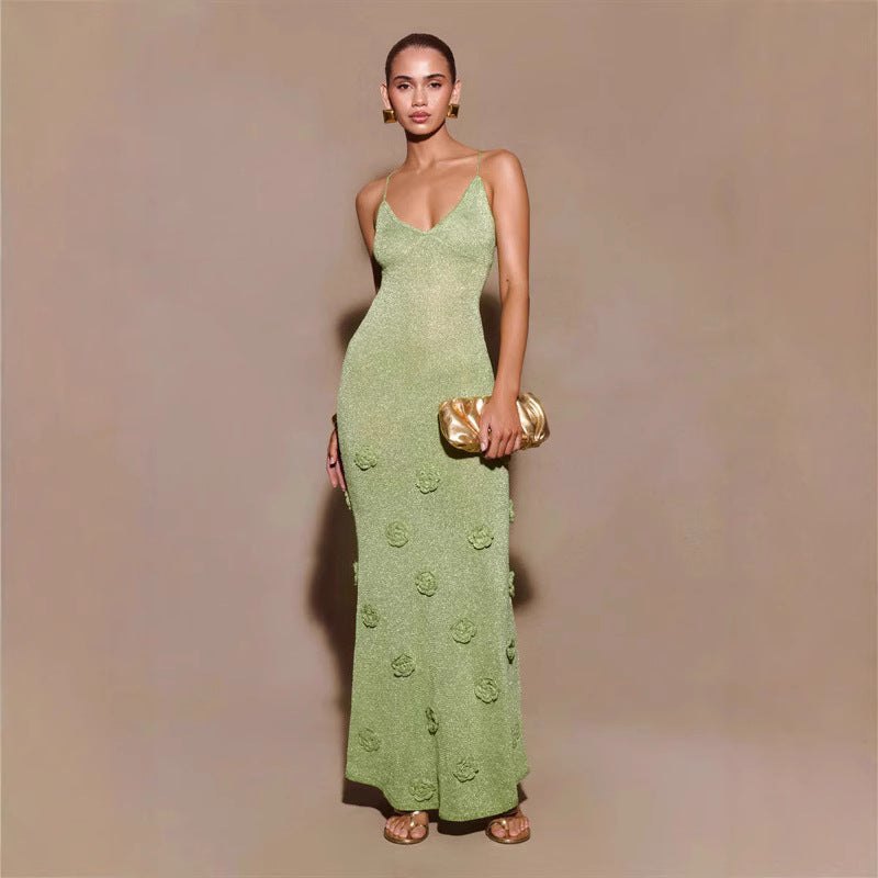Damen Häkelkleid mit floralen Pailletten ideal für den Frühling