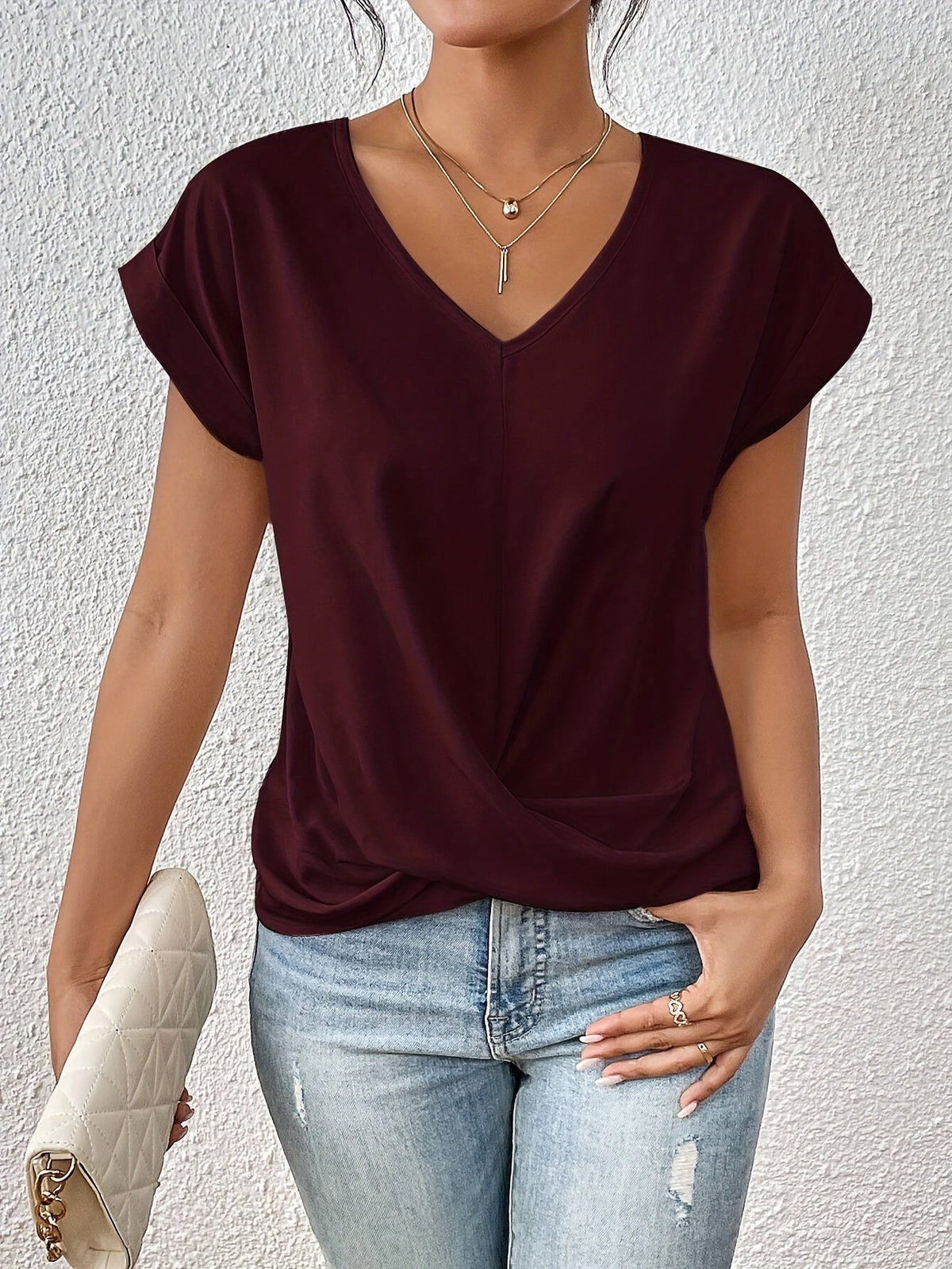 Sina | T-Shirt mit Sweetheart-Ausschnitt (1+1 GRATIS)