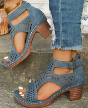 Blau