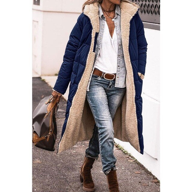 Bei | Wendemantel aus Sherpa-Fleece – langer Puffermantel mit Kapuze