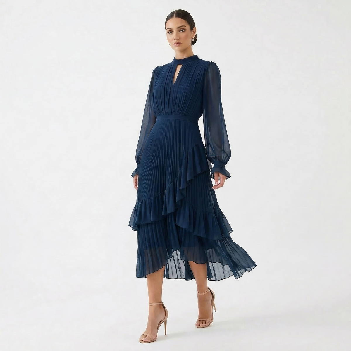 Kiana - Skulpturales Plissee-Abendkleid