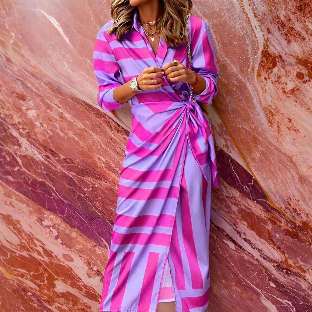 Aliza - Stilvolles Gestreiftes Wickelkleid