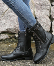 Schwarz