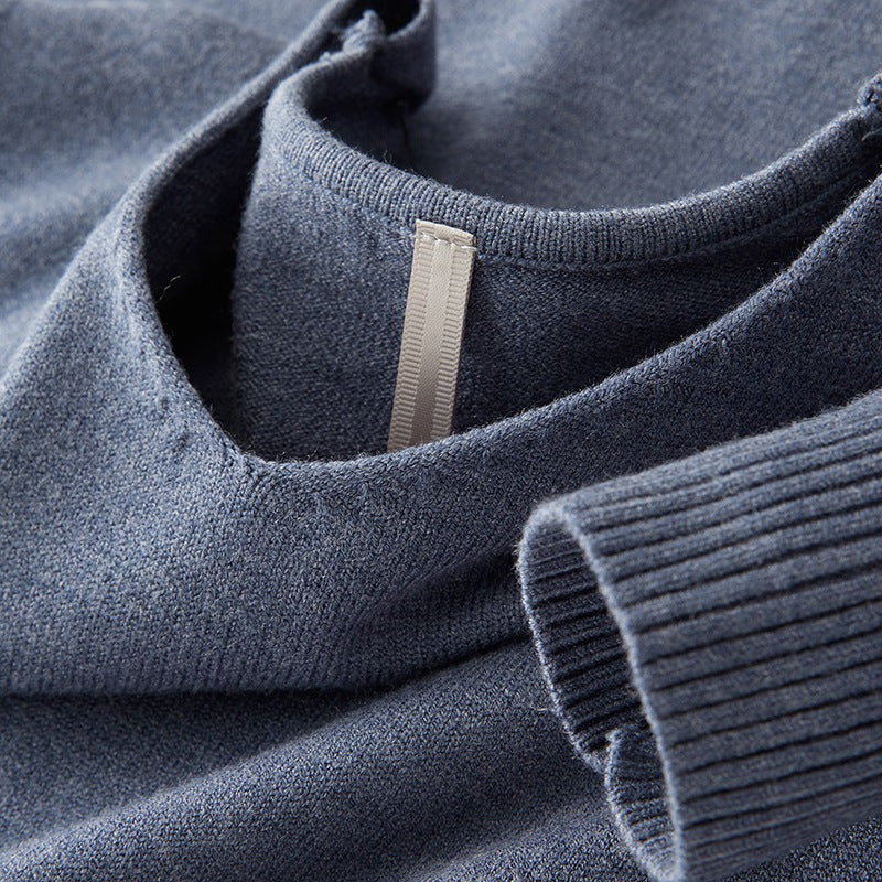 Max | Feiner Minimalistischer Pullover