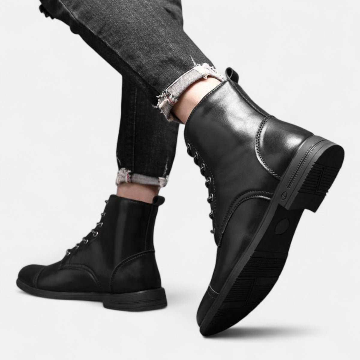 Stilvolle Herrenstiefel aus hochwertigem Kunstleder