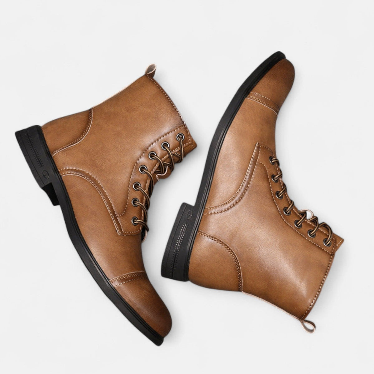 Stilvolle Herrenstiefel aus hochwertigem Kunstleder