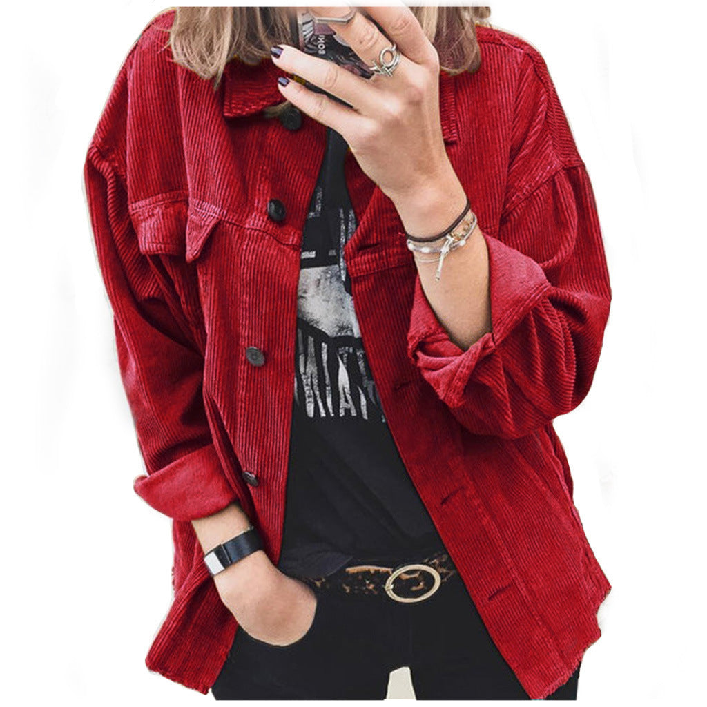 Damen nan Oversize Cordjacke mit aufgesetzten Taschen und klassischer Knopfleiste Drune