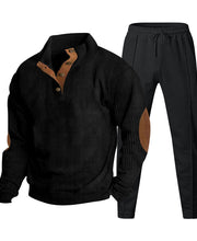 Schwarz mit schwarzer Hose