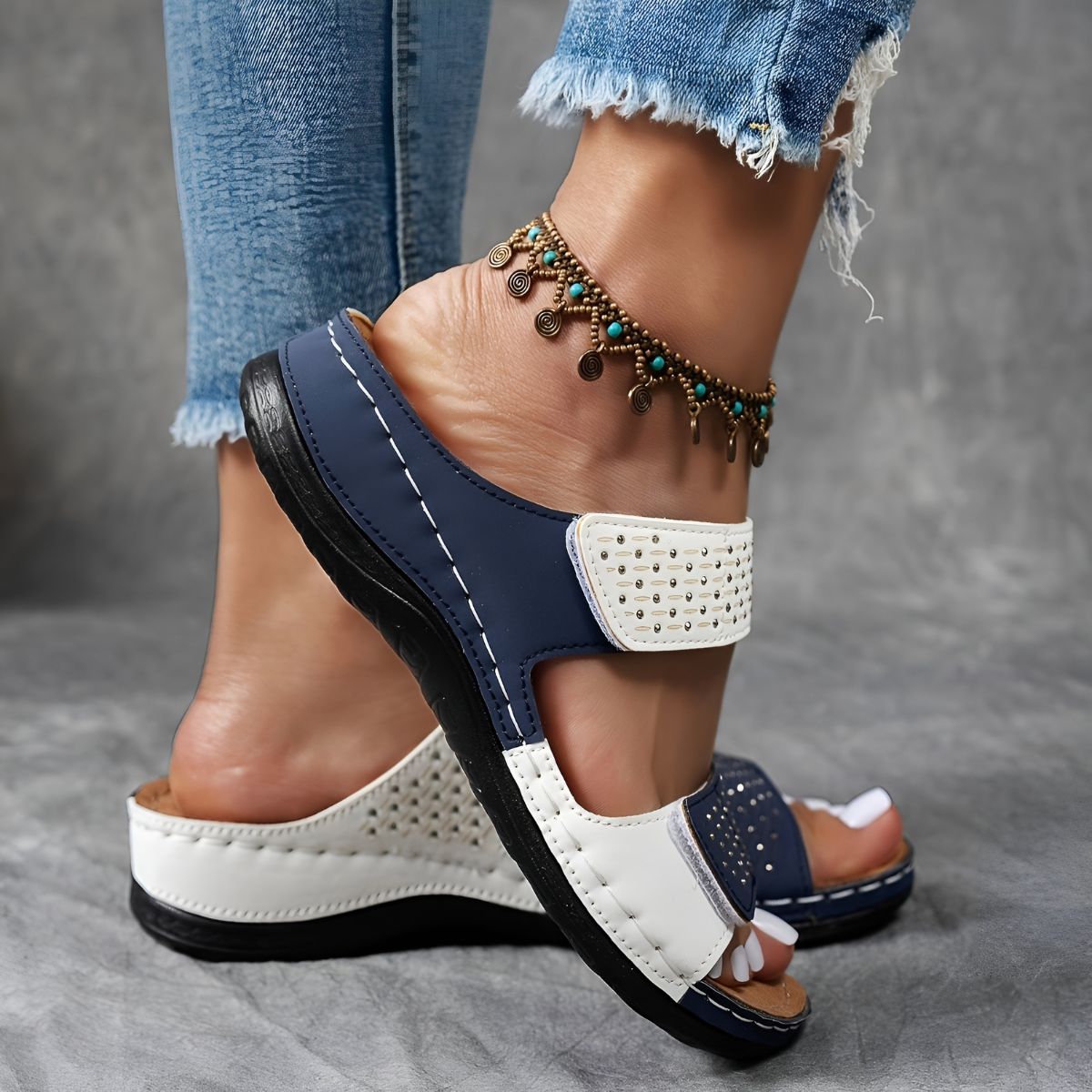 Lynn | Elegante orthopädische Sandale für Damen