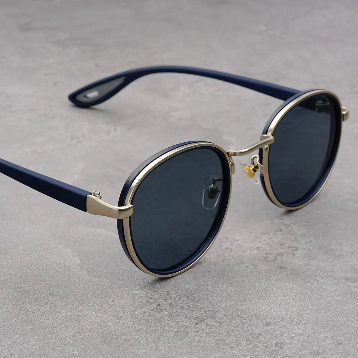 NoirGlow – Luxe Eclipse Rundsonnenbrille