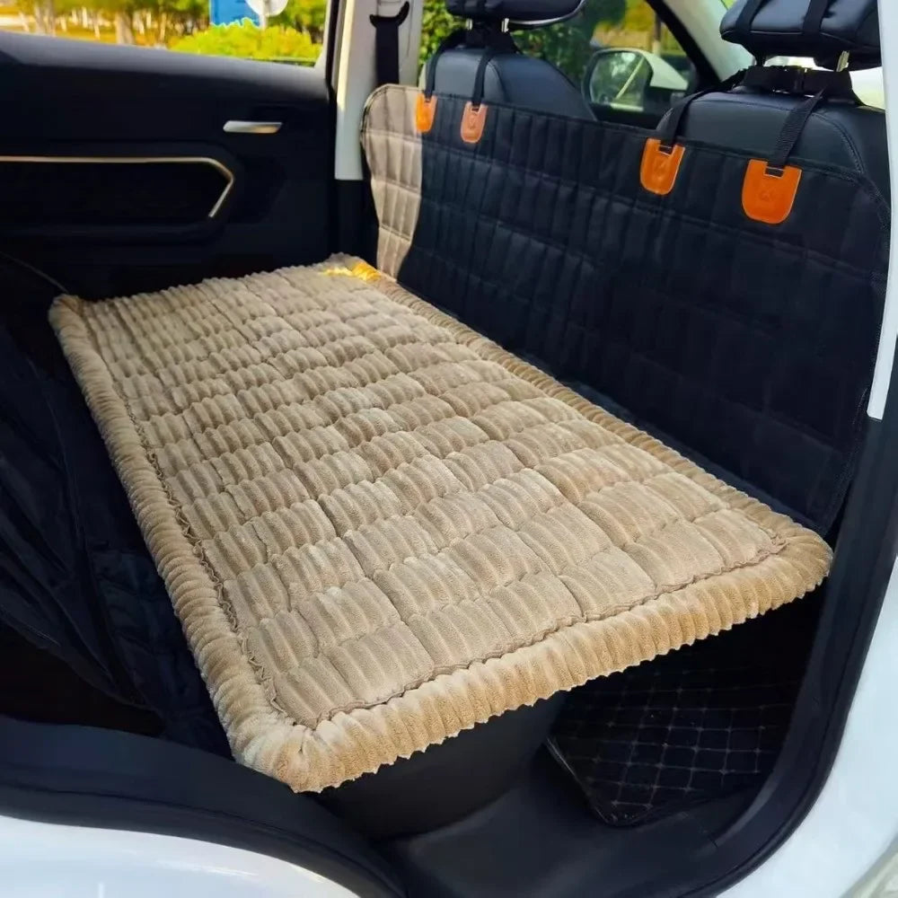 Marley™ Haustierbett mit rutschfester Unterseite und kuscheligem Plüsch