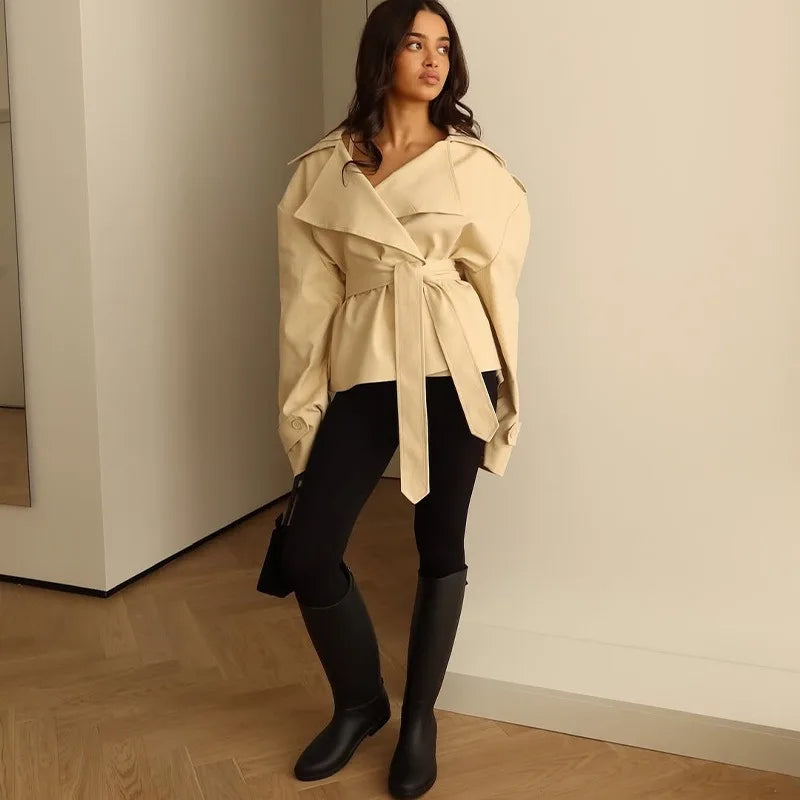 Bellecourt™ Kurzer Trenchcoat Mit Taillierter Passform