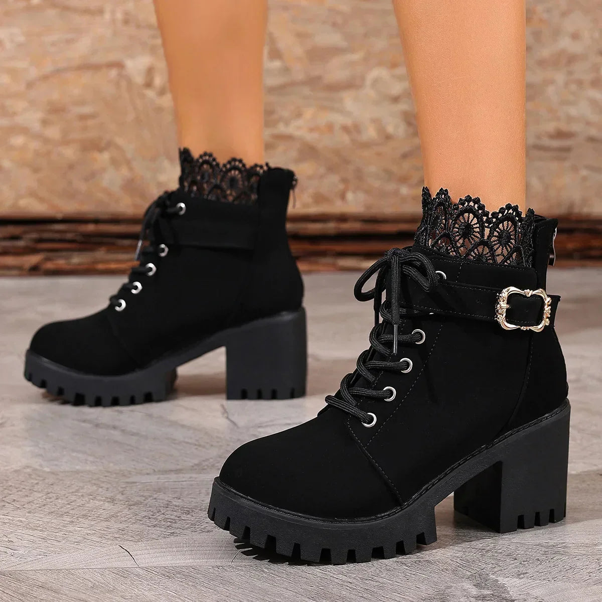 Victoria Urban™ Stiefel mit Eleganter Schnürung und britischem Design