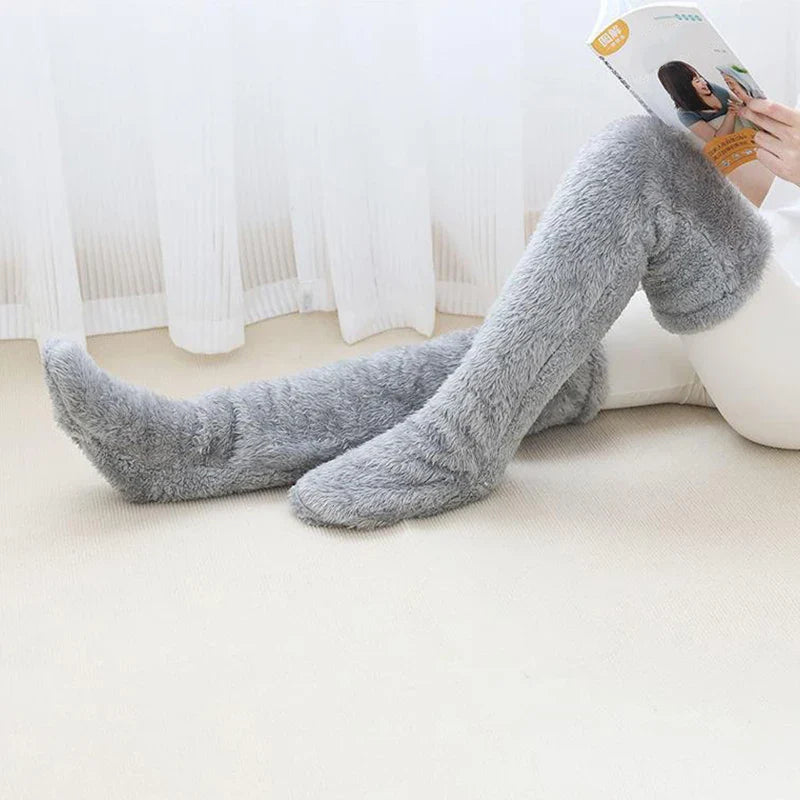 (KAUF 1, ERHALTE 2 GRATIS) Veloura™ Premium Kuschelsocken aus Weichem Plüschstoff