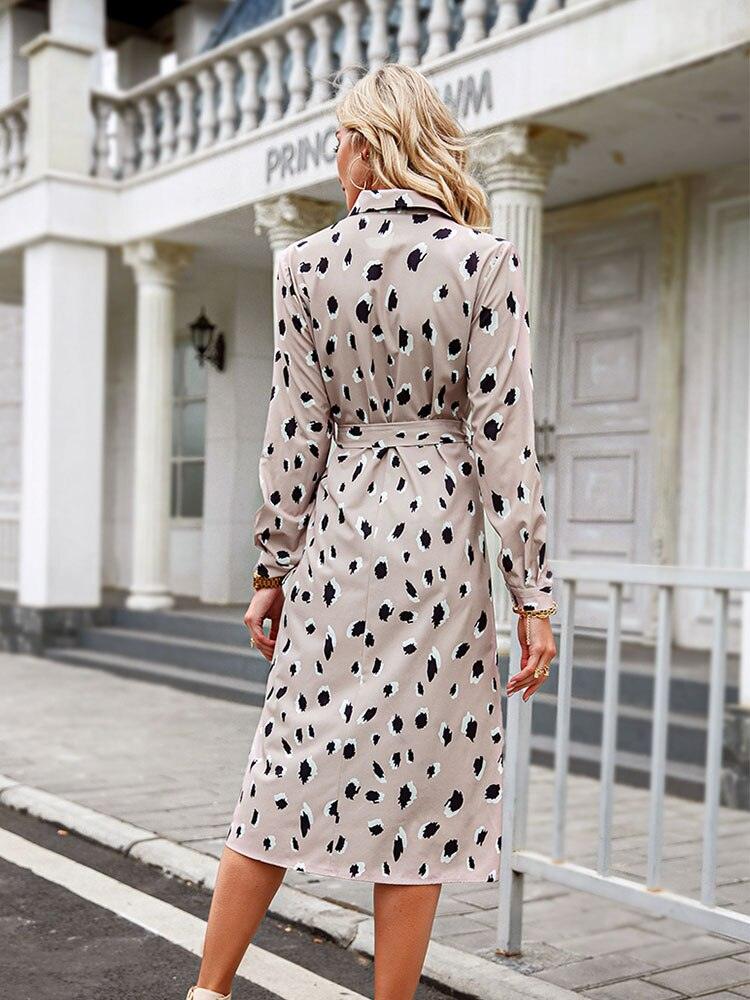 AlexisDress I Kleid mit Leopardenmuster für Frauen