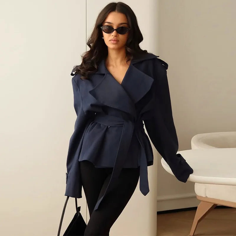 Bellecourt™ Kurzer Trenchcoat Mit Taillierter Passform