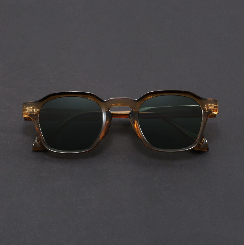 Tara | Vintage-Sonnenbrille mit kräftigem Rahmen