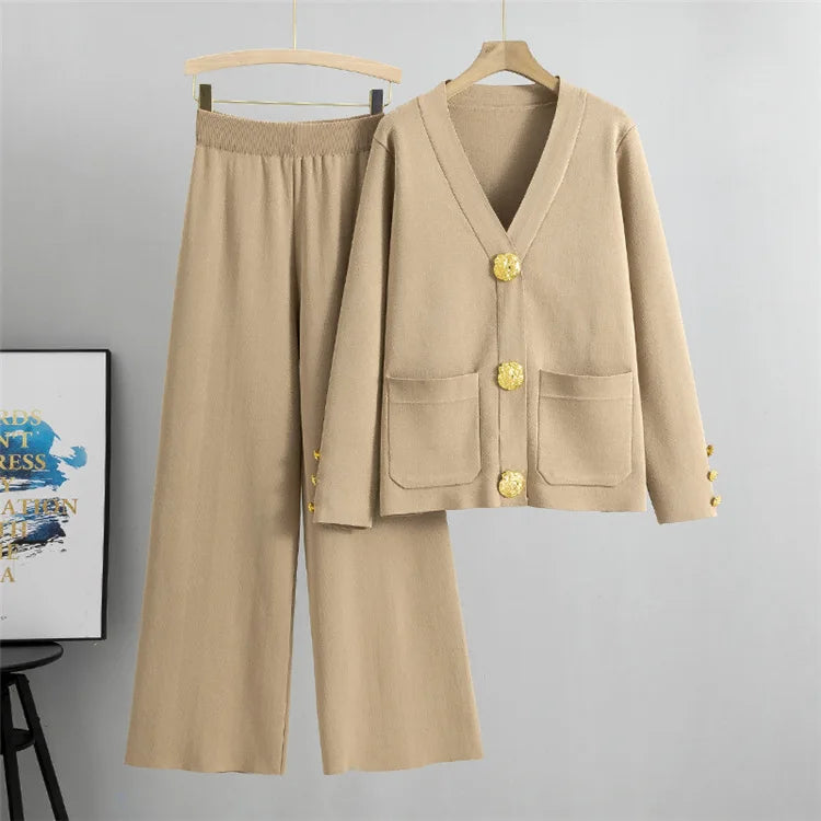 Altesse™ Set Mit Goldenen Knöpfen und Weiter Pantalonhose