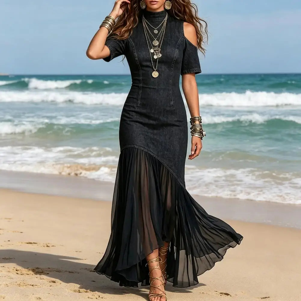Montclair™ Maxikleid aus Premium-Denim mit Schulterfreien Ärmeln und Fließendem Transparentem Rock