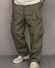 Militärgrün