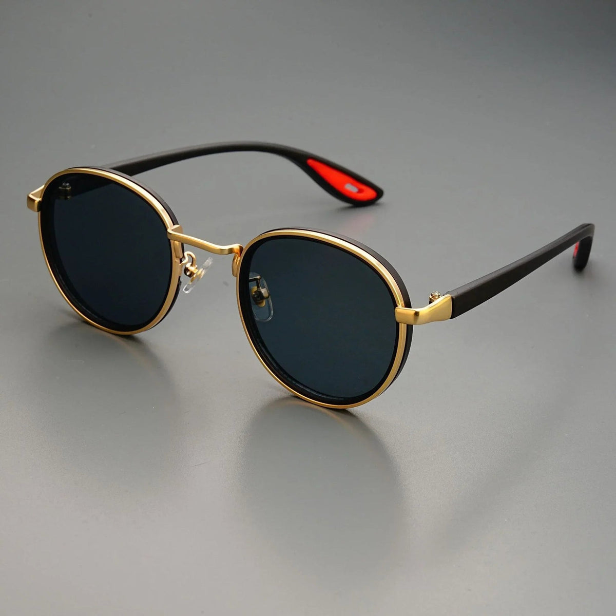 NoirGlow – Luxe Eclipse Rundsonnenbrille