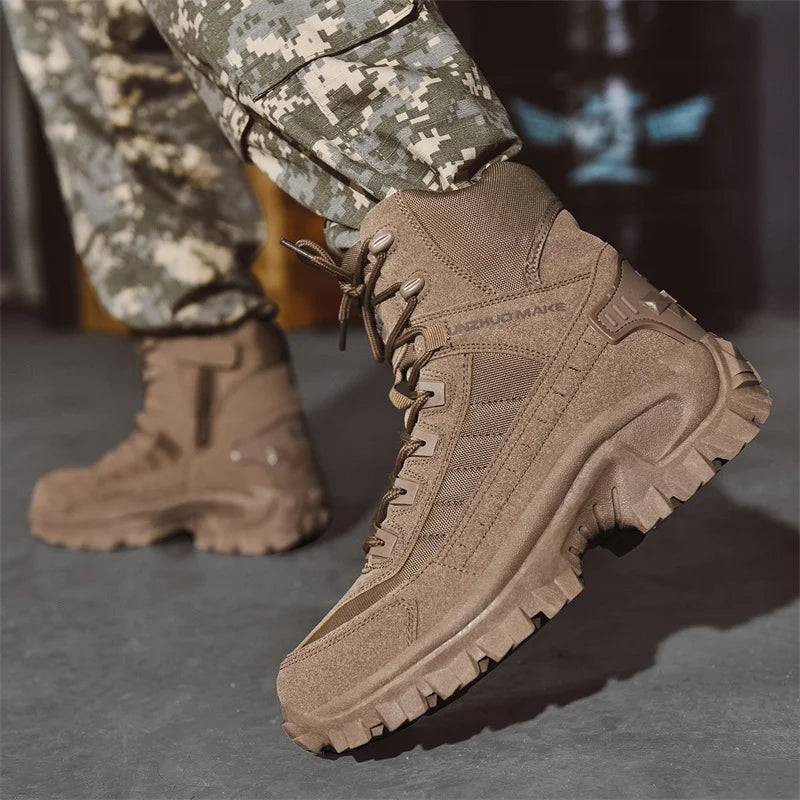 Spartacus™ Taktische Stiefel mit Wildleder-Details und rutschfester Profilsohle
