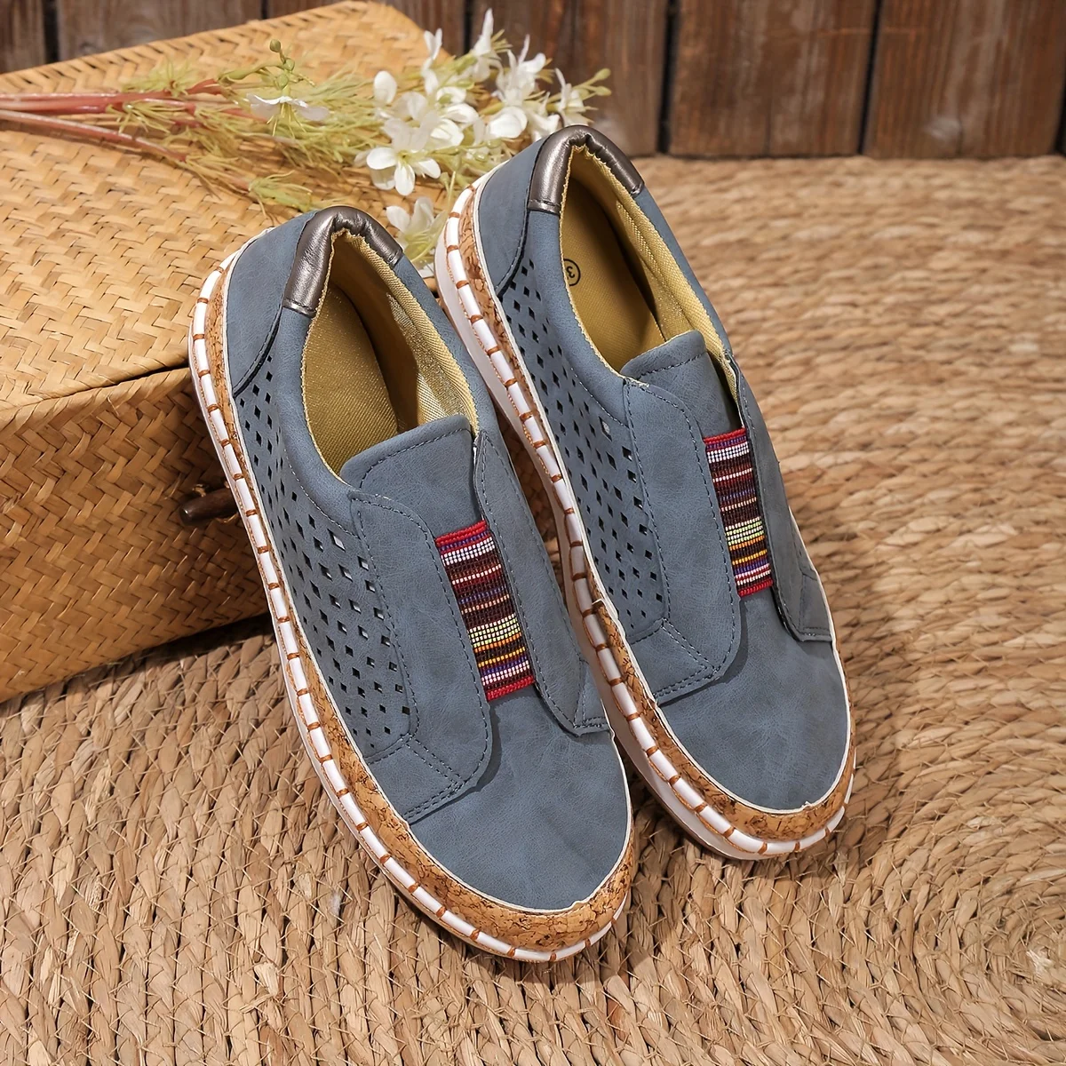 Sneaker Damen | Slip-On Komfort & Atmungsaktive Perforation