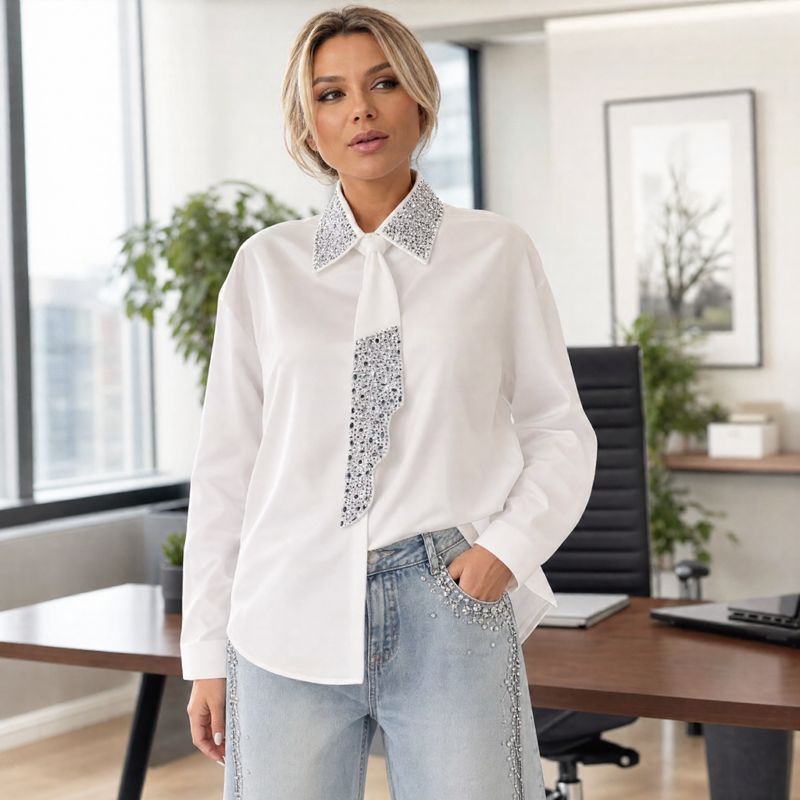 Louise™ Langarmbluse mit Schlupfschleife und funkelnden Strassdetails am Kragen