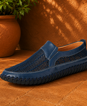 Marineblau