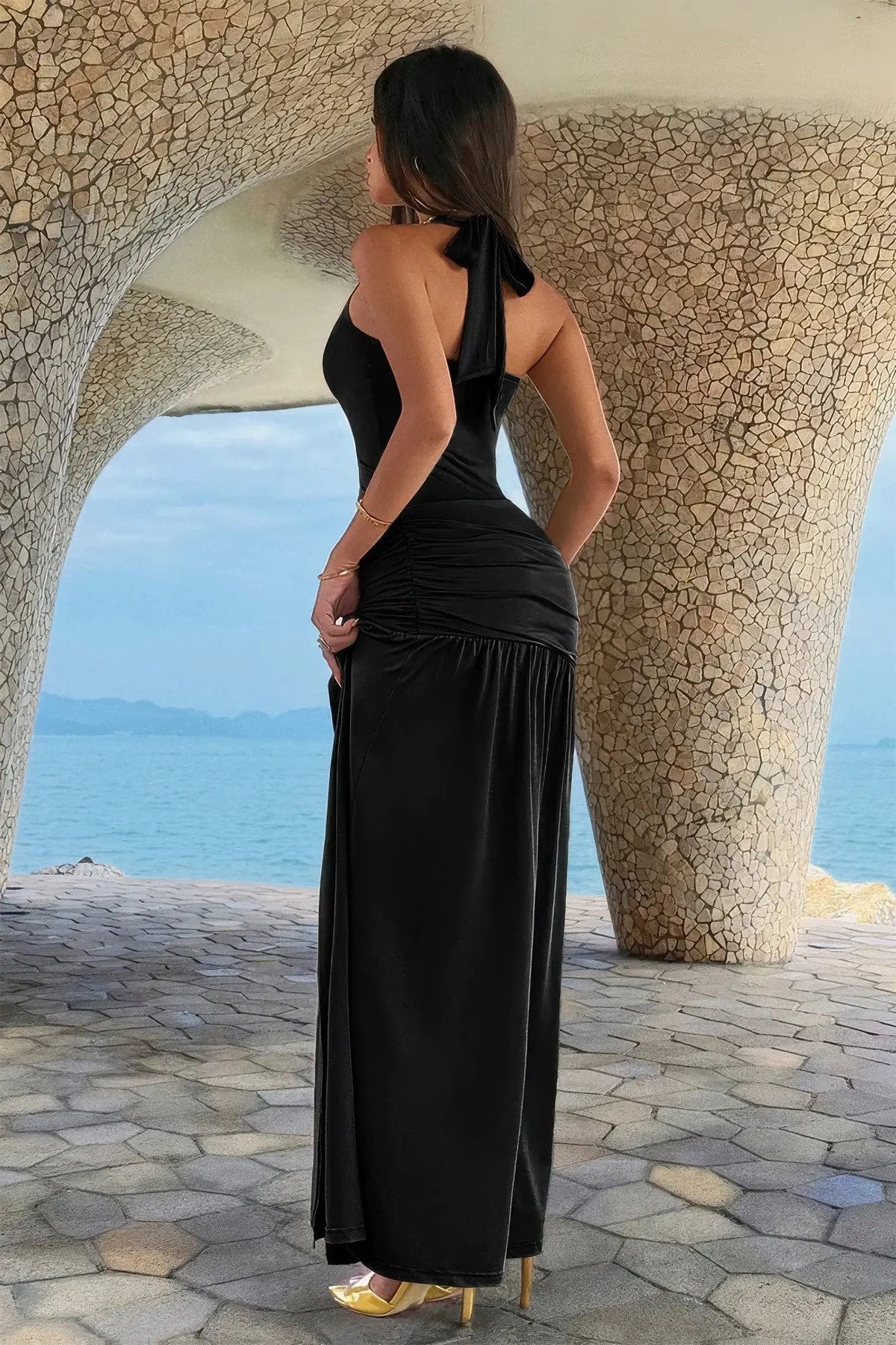 Damen Halter rückenfreies Maxikleid mit Falten und Schlitz