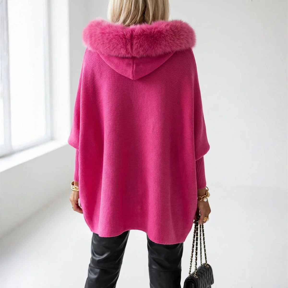 Scarlet™ Damenmantel mit luxuriöser Plüschkapuze