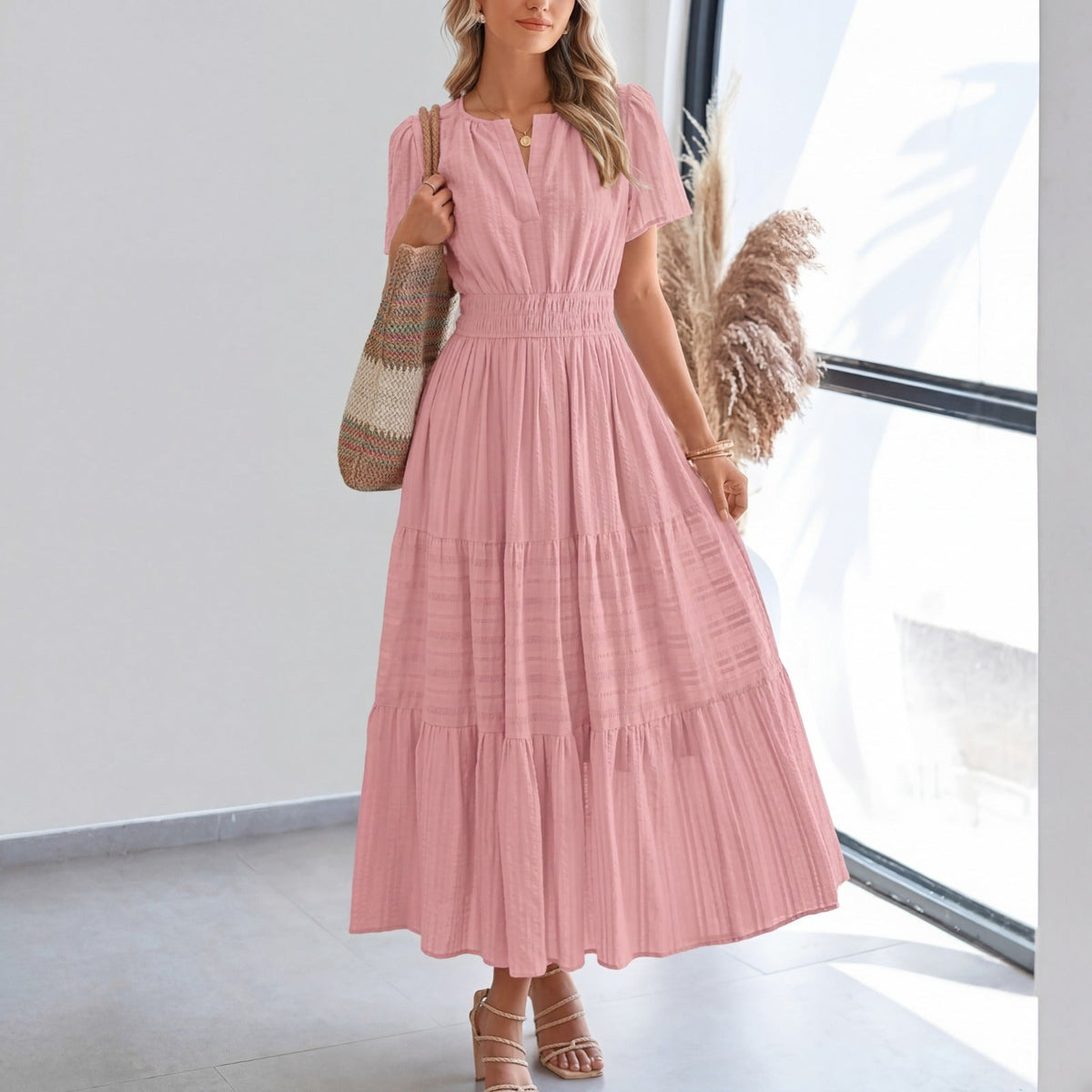 Floriana™ Kleid mit Stufenrock und Betonter Taille