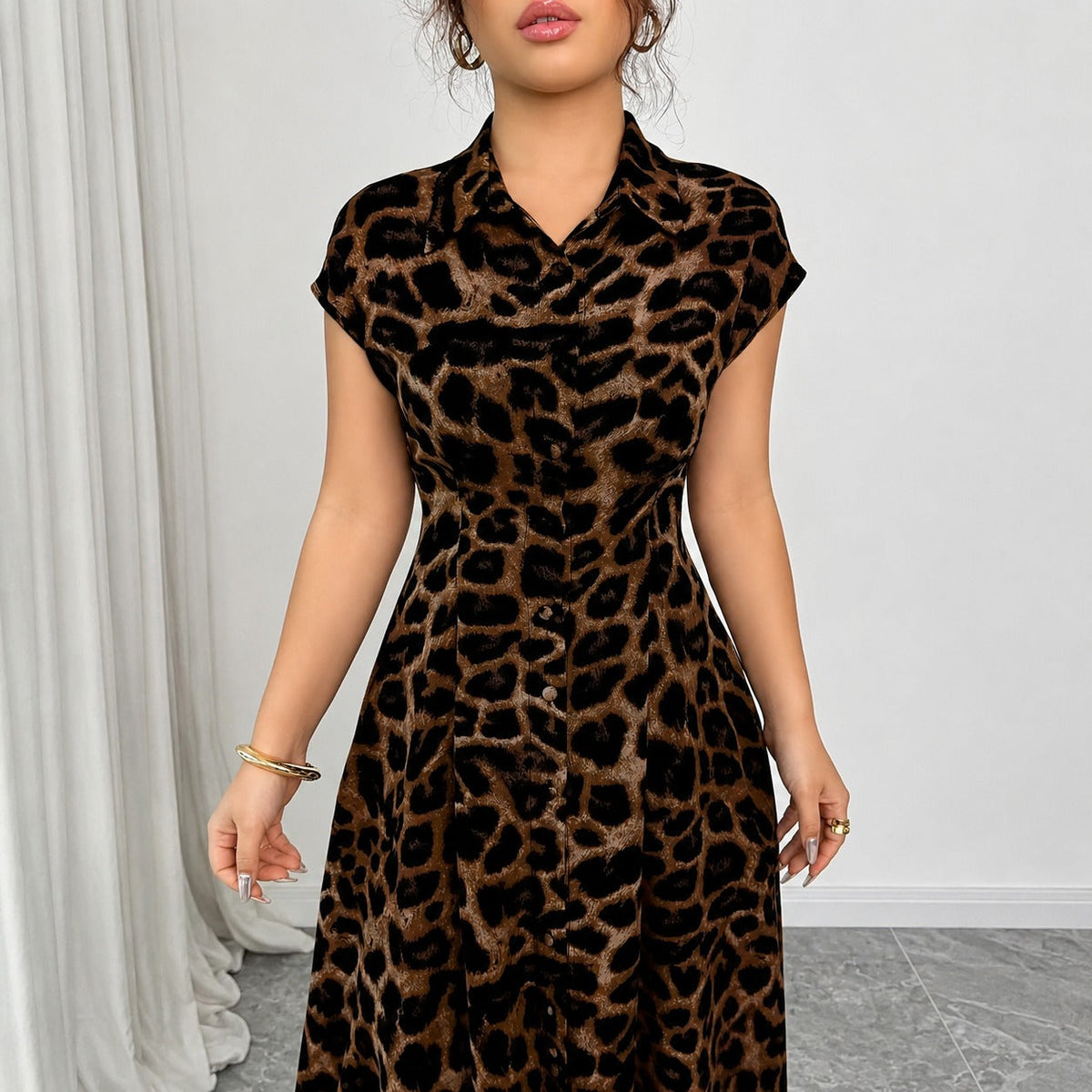 Selina™ Kleid mit Leopardenmuster und Betonter Taille